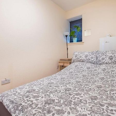 2 Bed Central Ness Apart - May Court Inverness Exterior foto